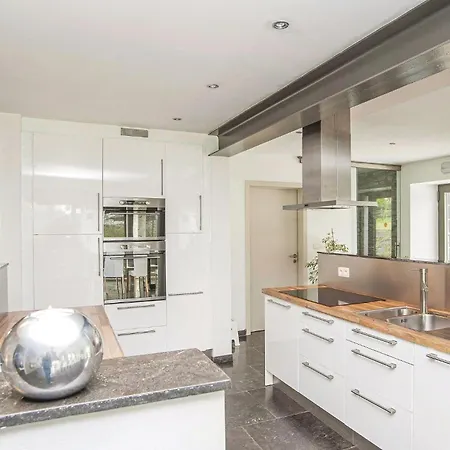 Holiday Les Brumes 04 Ferienhaus Manhay